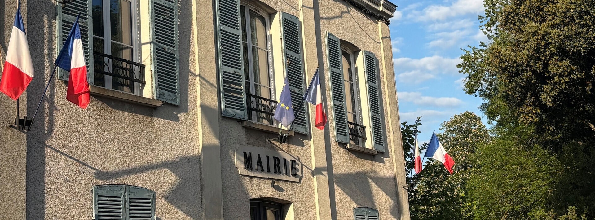 Mairie de Chamarande — location de benne LAS